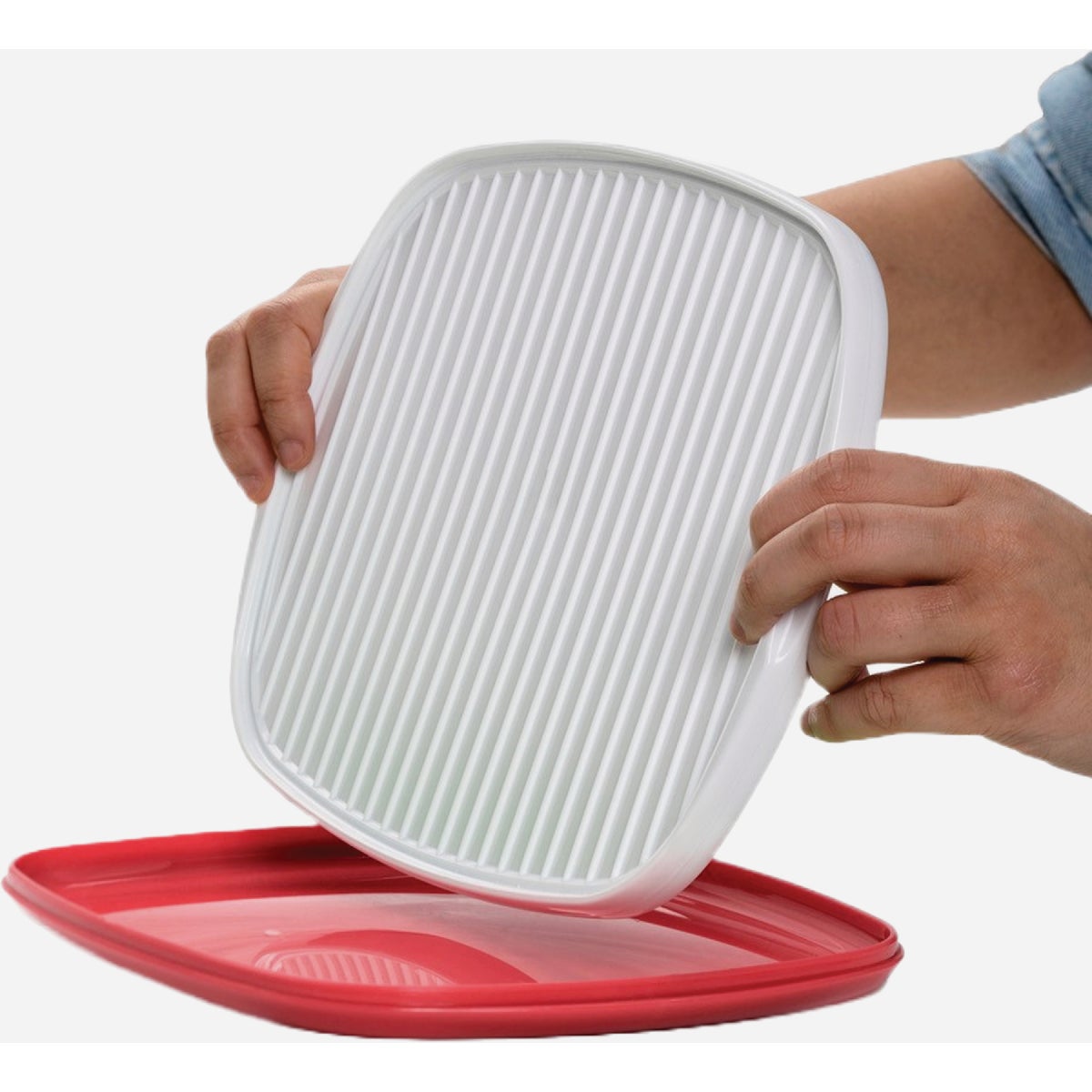 Joie Plastic Flip Burger Tray with Lid