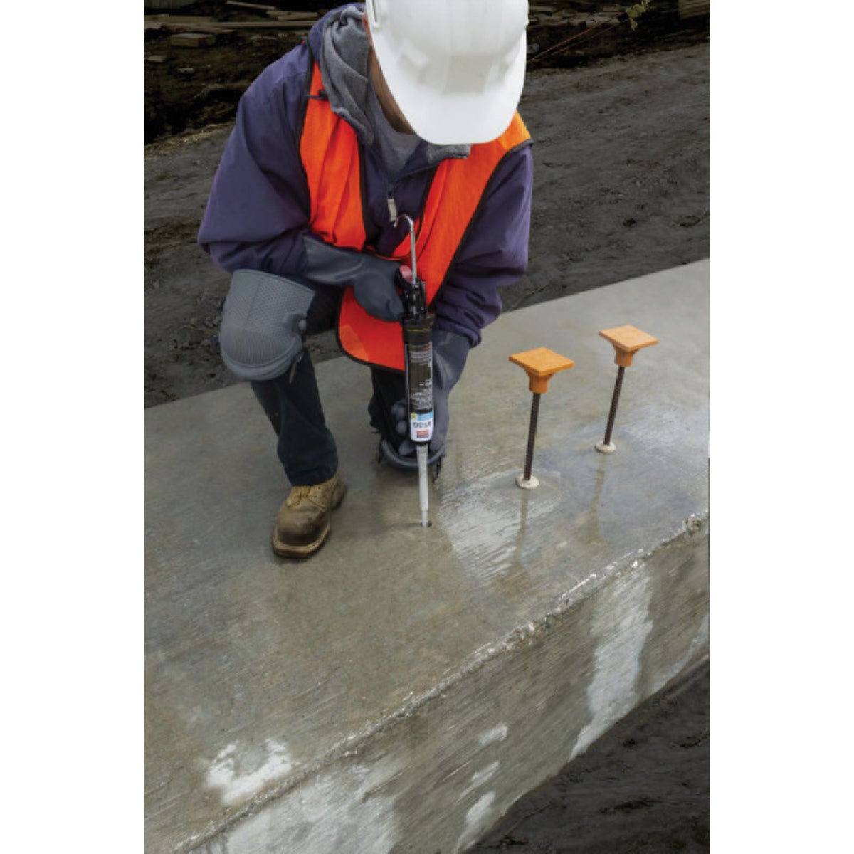 Simpson Strong-Tie 9.5 Oz. High-Strength Acrylic Anchoring Adhesive Cartridge with Nozzle Image 2