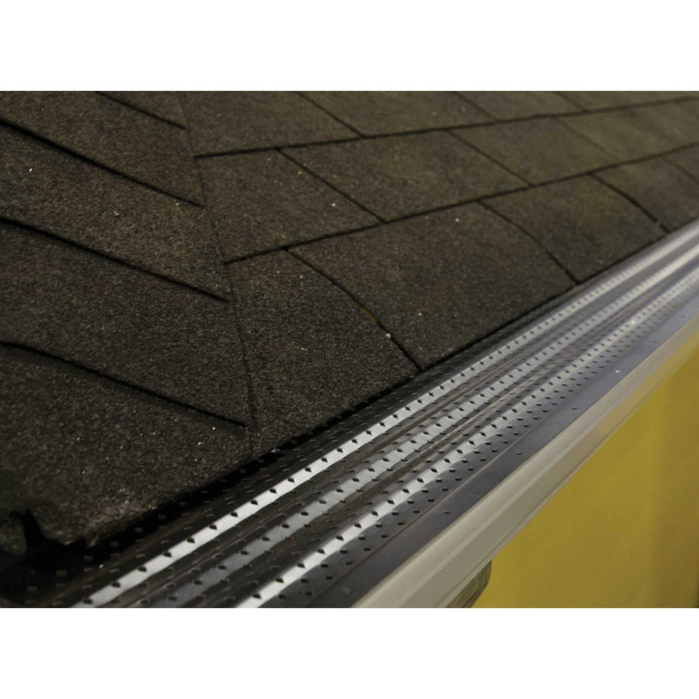 Sprectra Pro Select Armour Shield 5 In. x 4 Ft. Black Aluminum Gutter Guard (5-Piece) Image 2