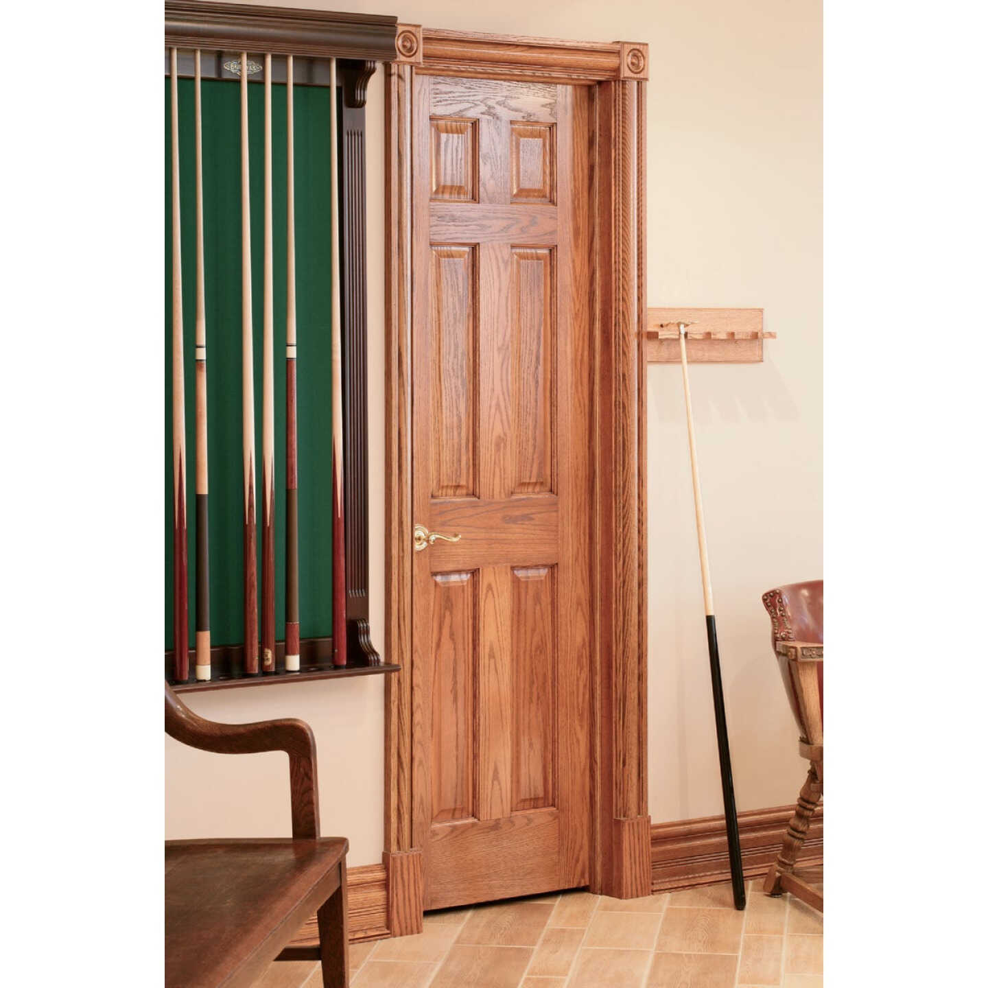 House of Fara 3/8 In. W. x 2-3/4 In. H. x 8 Ft. L. Solid Red Oak Colonial Base Molding Image 3