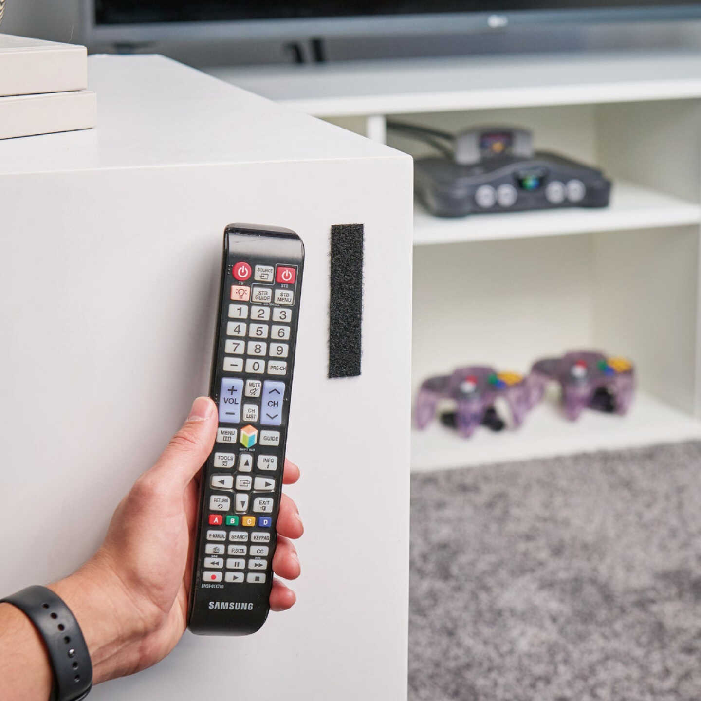 Wrap-It Storage Stick 'Em 3/4 In. x 3-1/2 In. Black Hook & Loop Strip (8 Ct.) Image 5