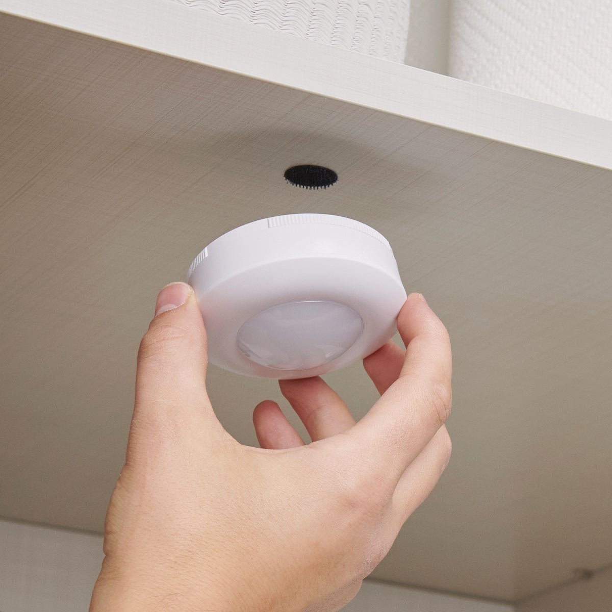 Wrap-It Storage Stick 'Em Dots 0.75 In. Black Hook & Loop Fasteners (30 Ct.) Image 3