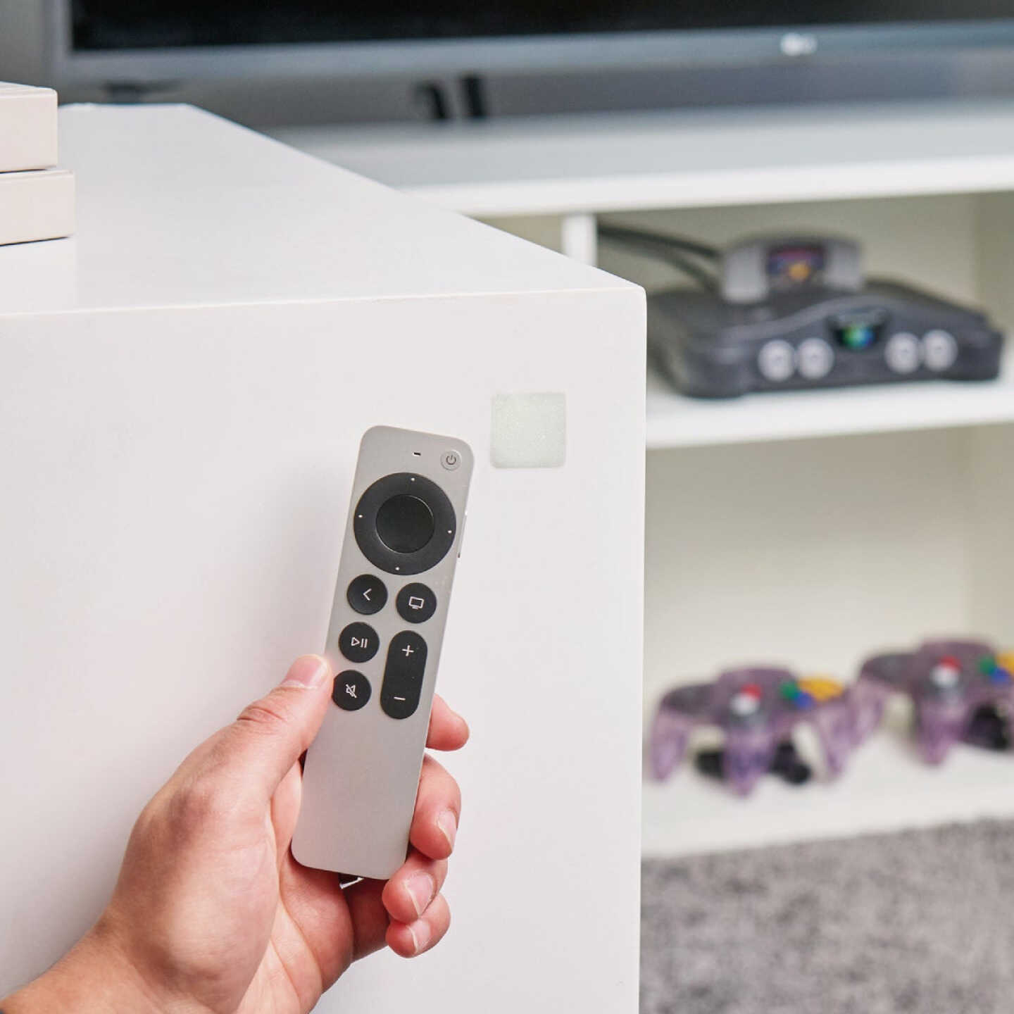 Wrap-It Storage Stick 'Em 1 In. White Hook & Loop Square (24 Ct.) Image 2