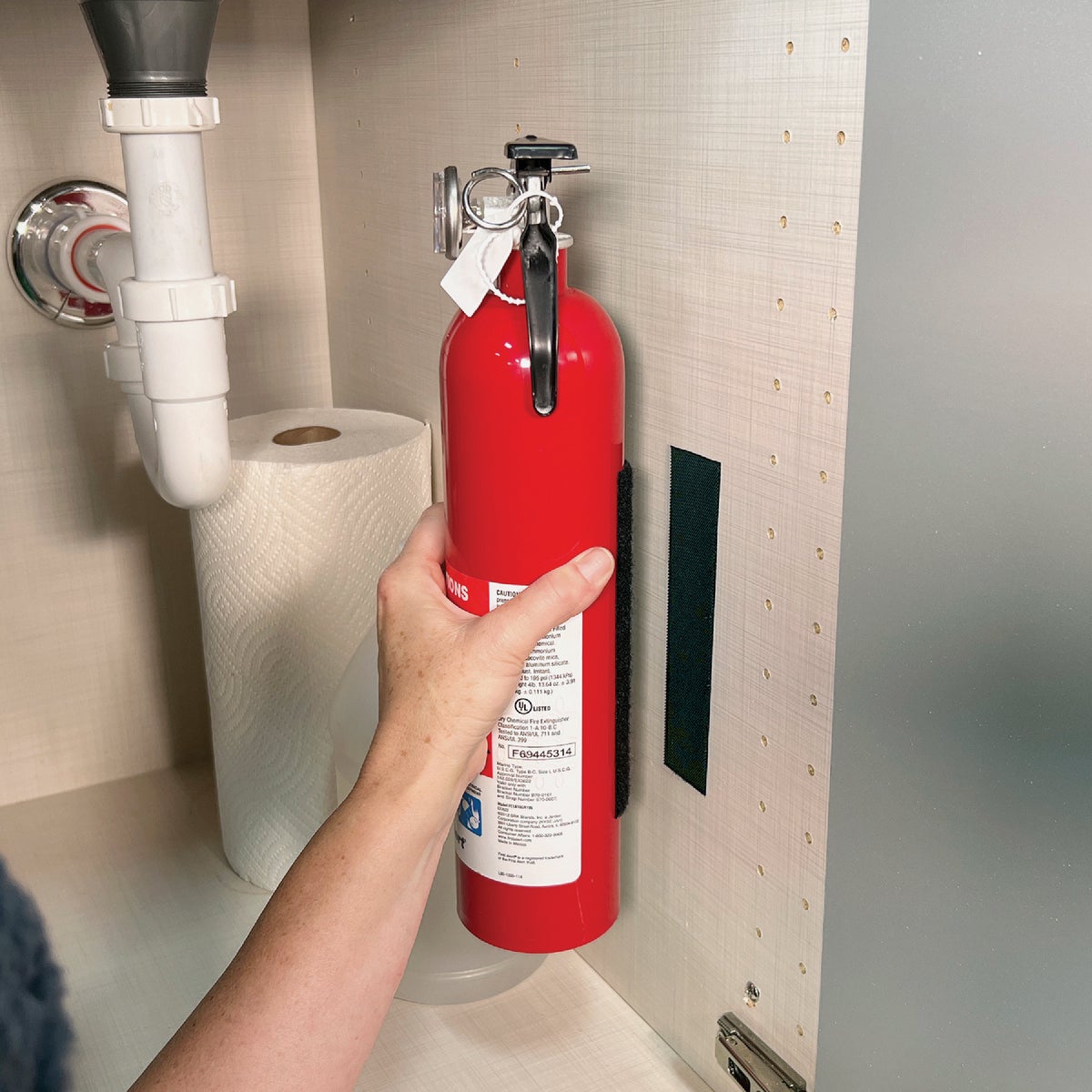 Wrap-It Storage Stick 'Em 2 In. x 4 Ft. Industrial Strength Black Hook & Loop Roll Image 4