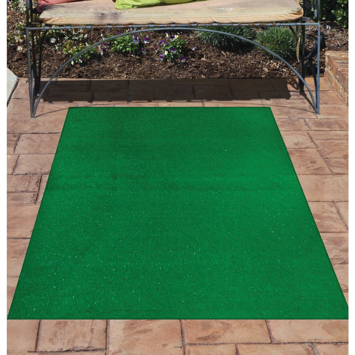 Garland Rug 4 Ft. x 6 Ft. Indoor/Outdoor Artificial Grass Area Rug Image 1
