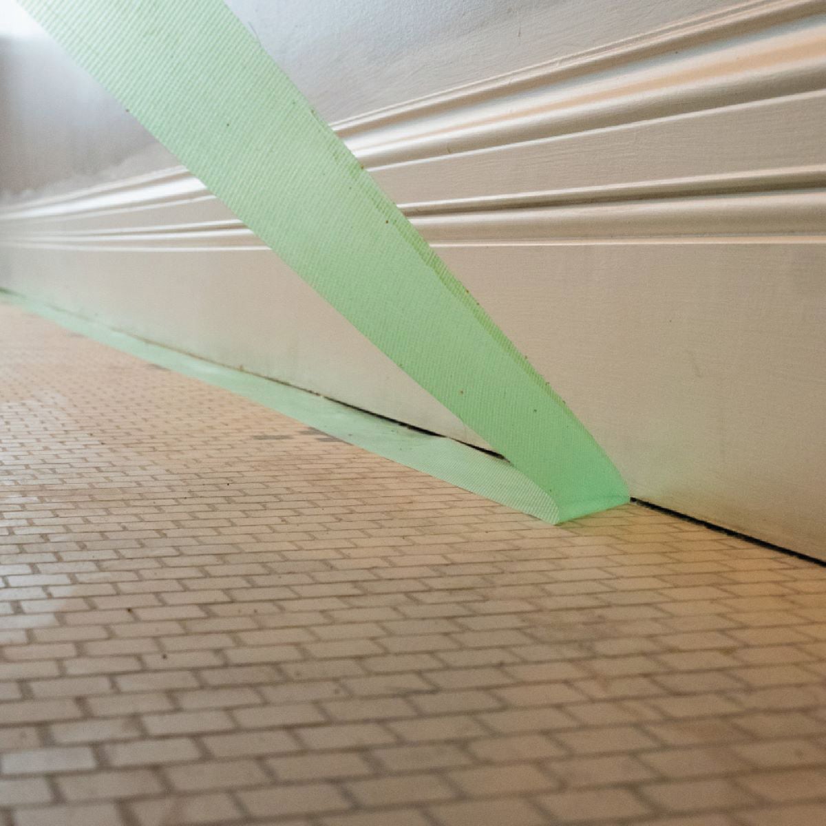 Ram Board 2 In. W x 164 Ft. L 90-Day Clean Release Edge Floor Protection Tape Image 3