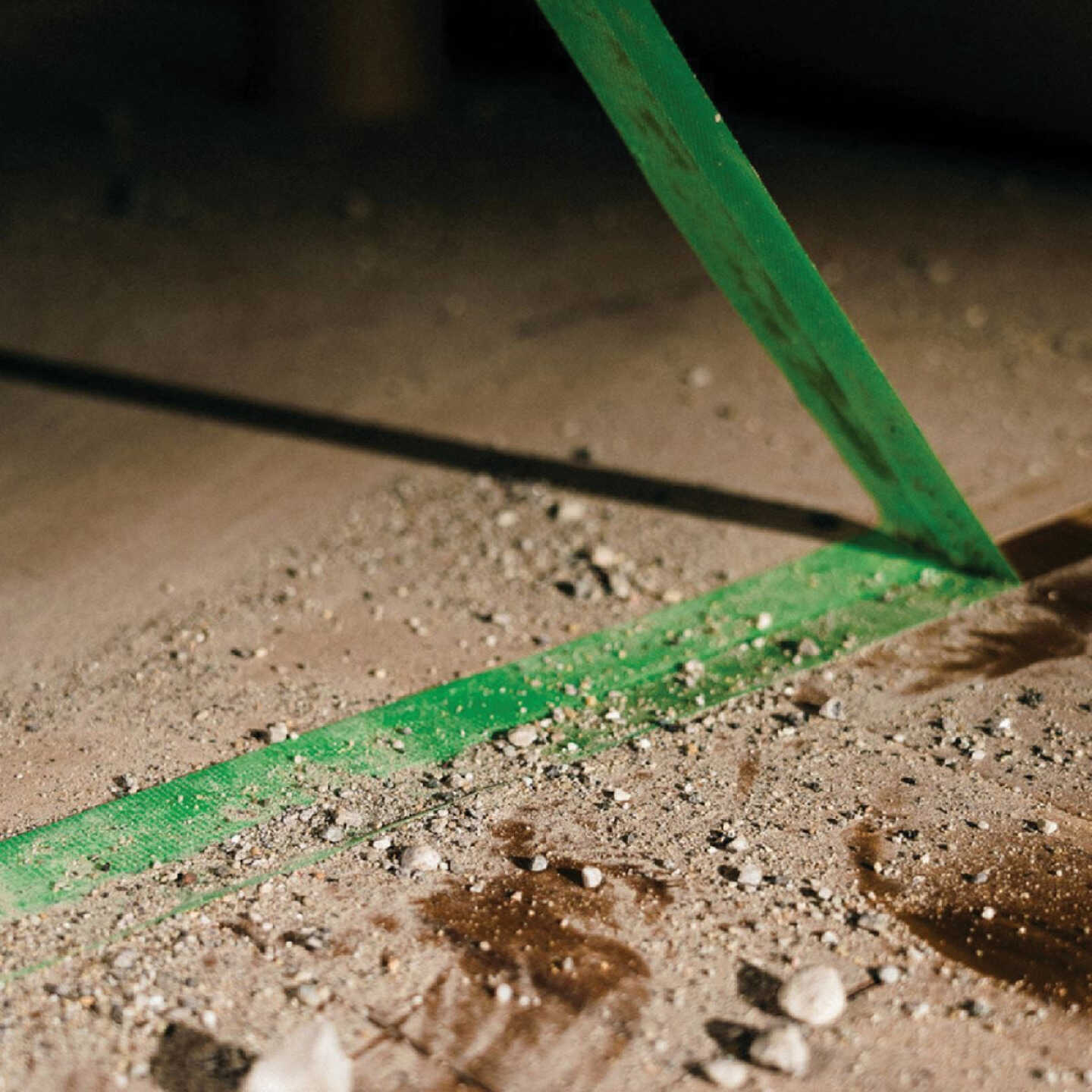 Ram Board 2 In. W x 164 Ft. L 90-Day Clean Release Edge Floor Protection Tape Image 2