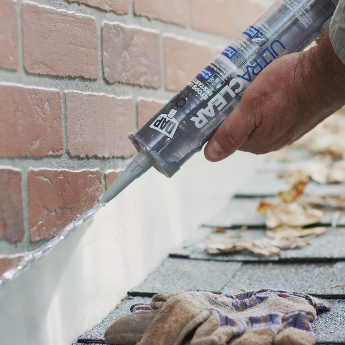 Dap Ultra Clear Roof 10.1 Oz. Waterproof Rubberized Roof Sealant Image 2