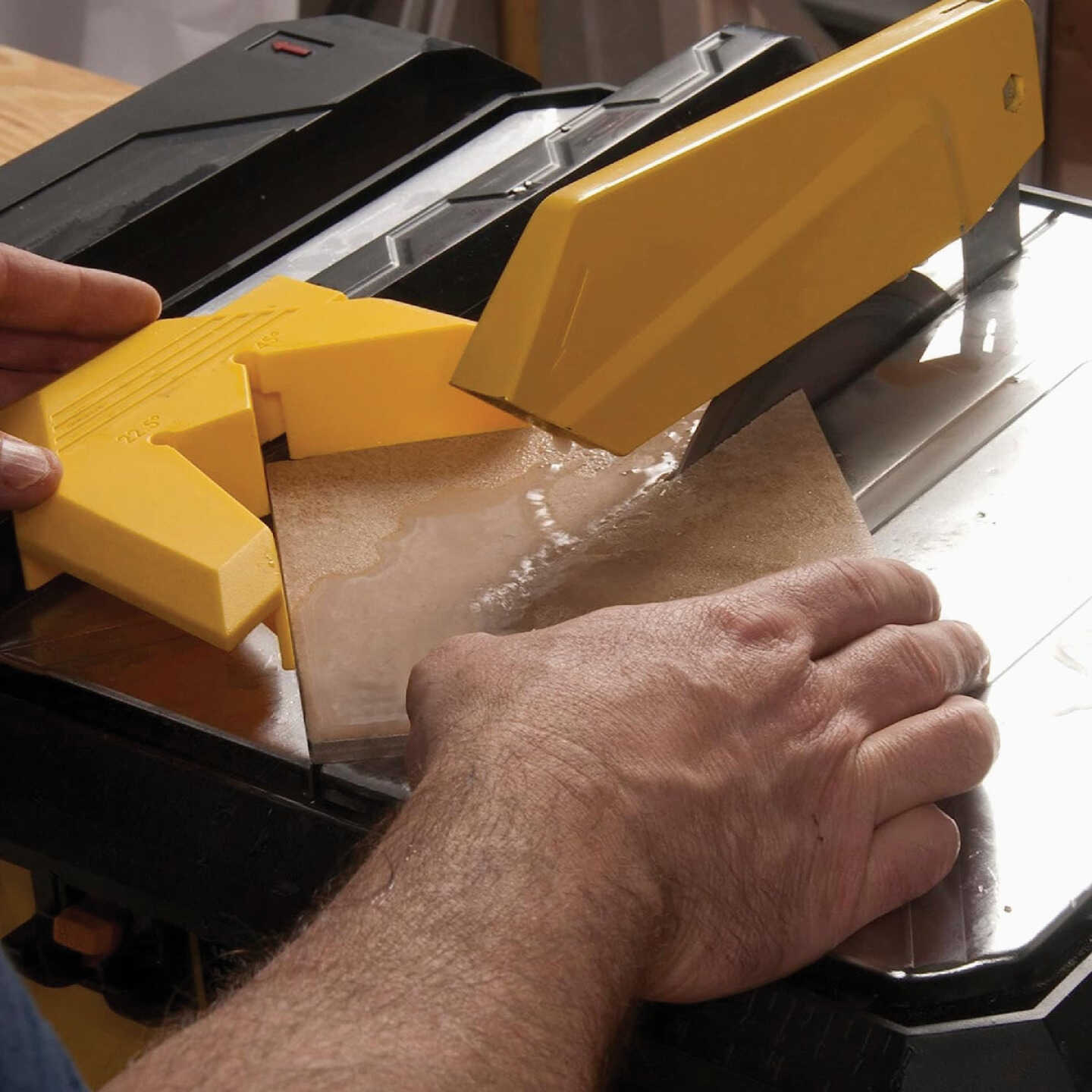 QEP 7 In. Continuous Rim Wet Cut Diamond Blade Image 2