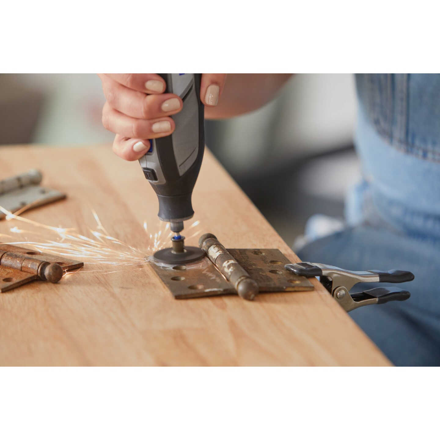 Dremel Aluminum Oxide EZ Lock Grinding Wheel Image 5