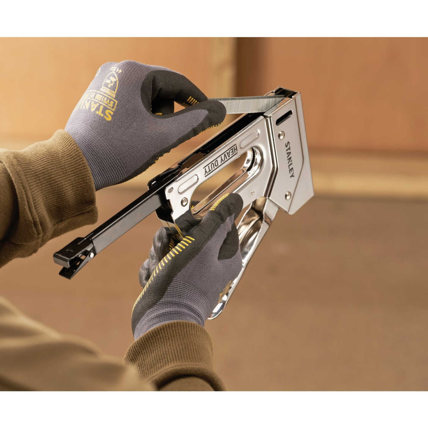 Stanley Heavy-Duty Staple Gun Image 8
