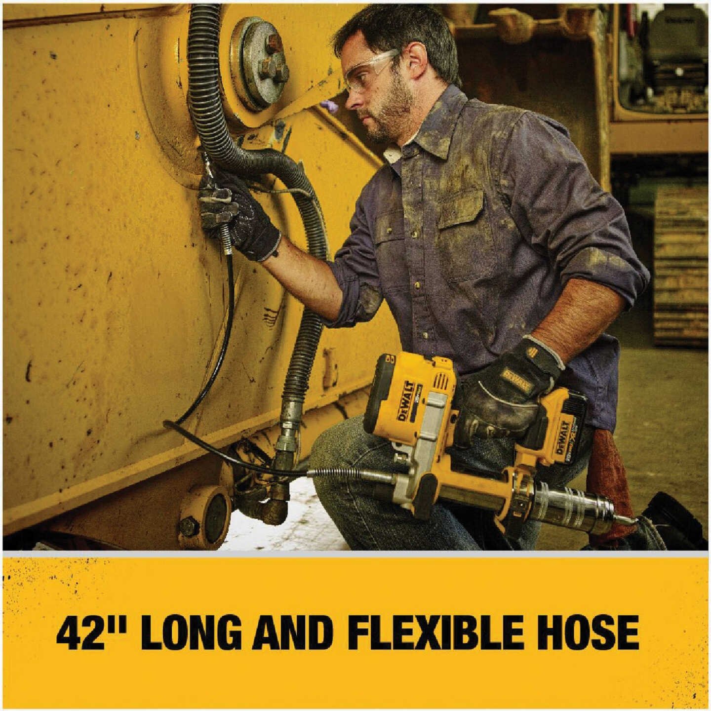 DEWALT 20 Volt MAX Lithium-Ion Cordless Grease Gun Kit Image 4