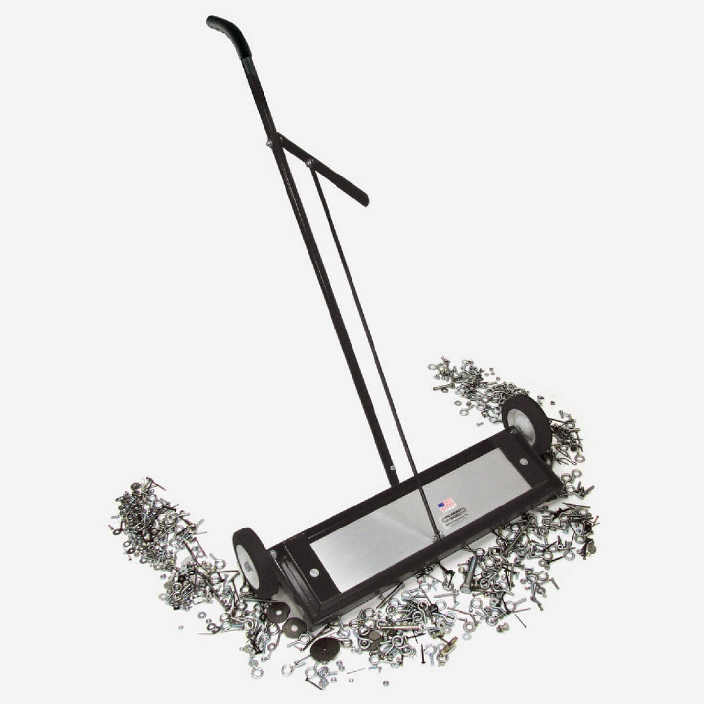 Master Magnetics 24 in. Magnetic Floor Sweeper Image 7