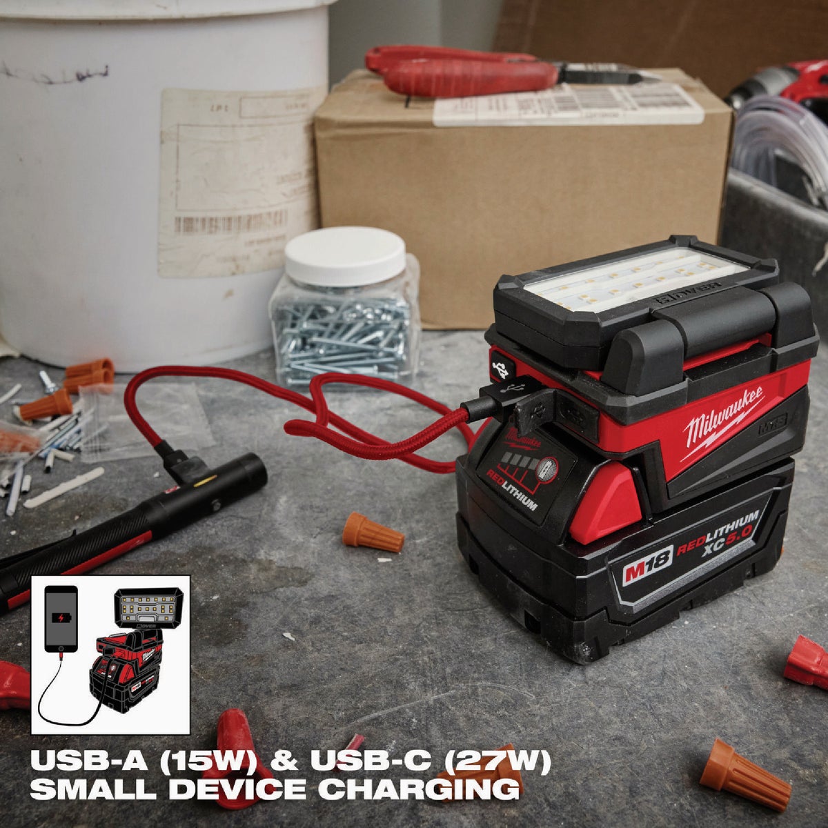 Milwaukee ROVER M18 Compact Folding USB Flood Light (Tool Only) Image 3