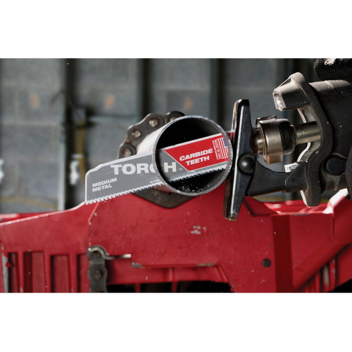 Milwaukee SAWZALL TORCH 6 In. 10 TPI Carbide Medium Metal Reciprocating Saw Blade Image 4