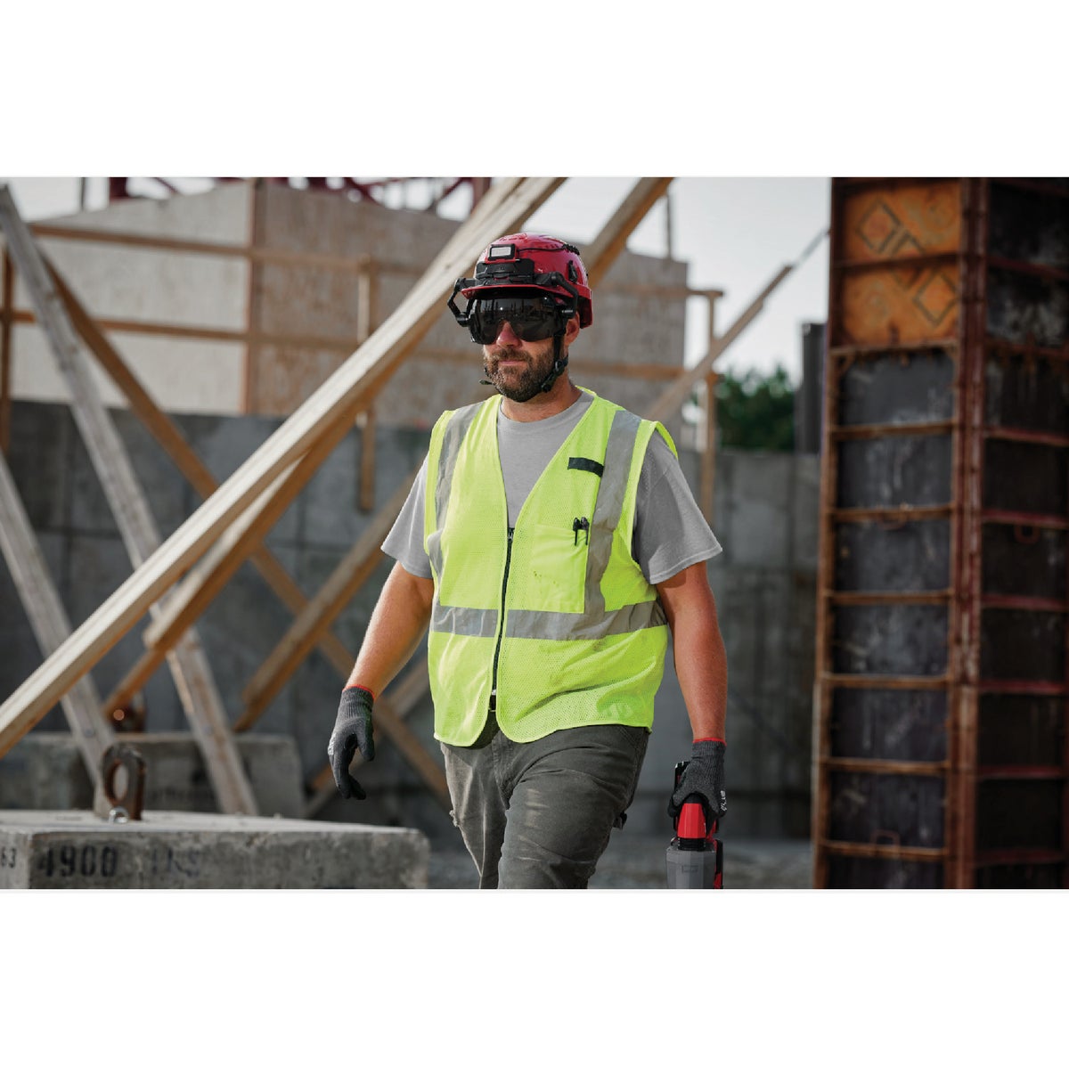 Milwaukee Class 2 High Visibility Yellow Mesh One Pocket Safety Vest, L/XL Image 4