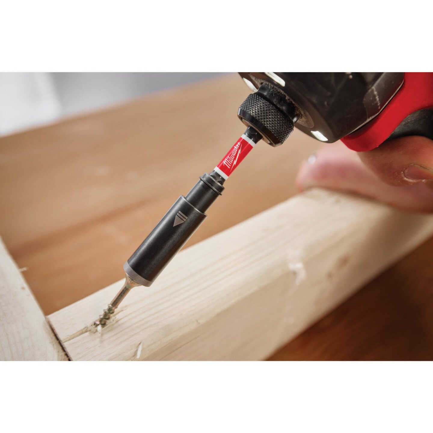 Milwaukee SHOCKWAVE 3 In. Magnetic Bit Holder Image 4