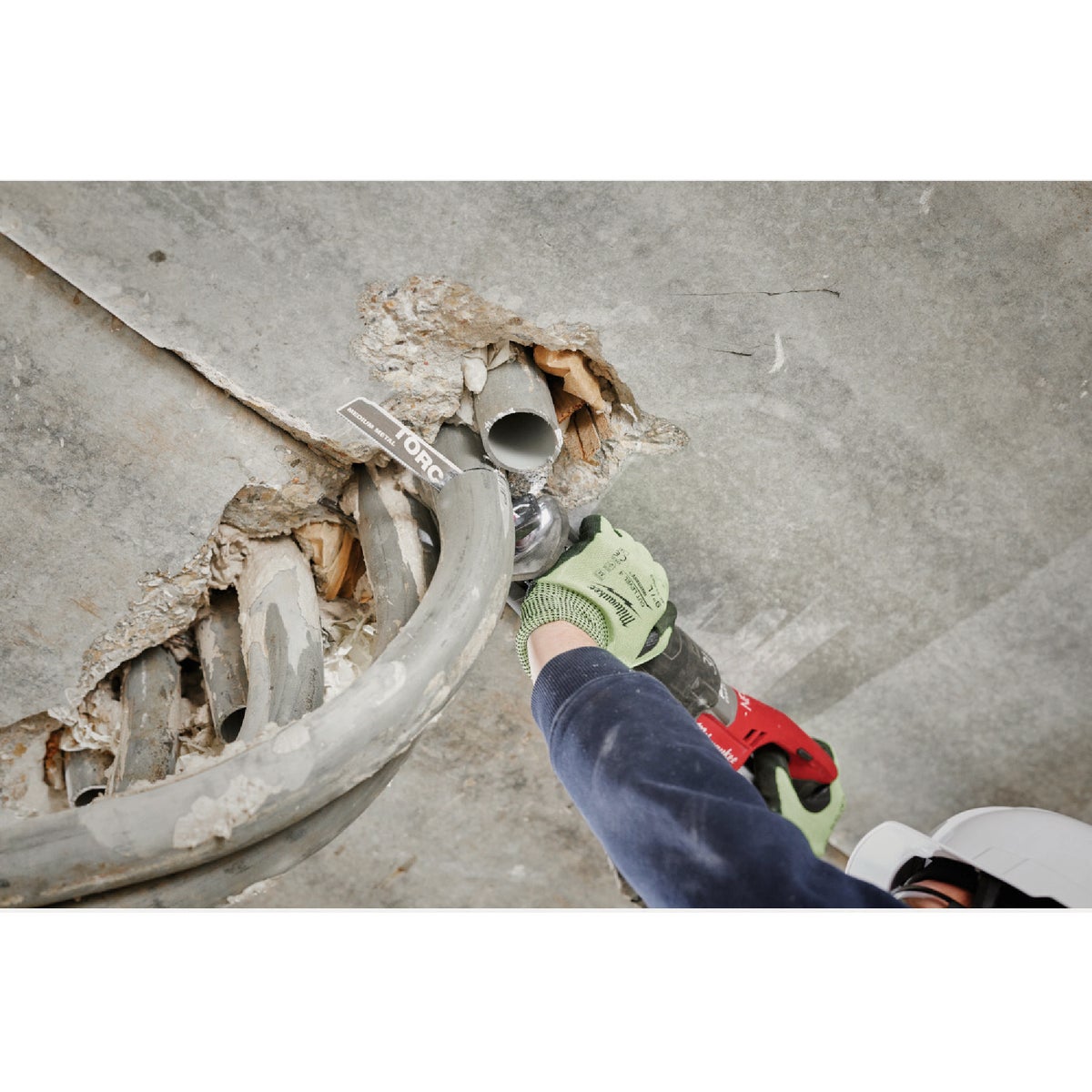 Milwaukee SAWZALL TORCH 9 In. 10 TPI Carbide Medium Metal Reciprocating Saw Blade Image 4