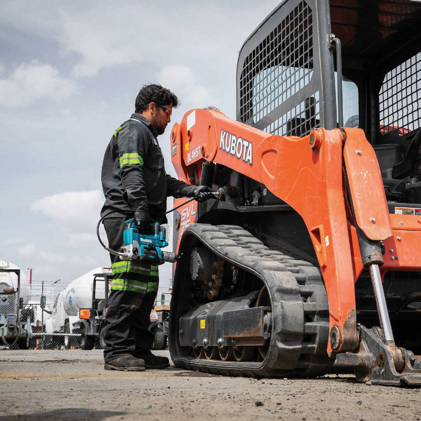 Makita 18V LXT Lithium-Ion Cordless Grease Gun (Tool Only) Image 11