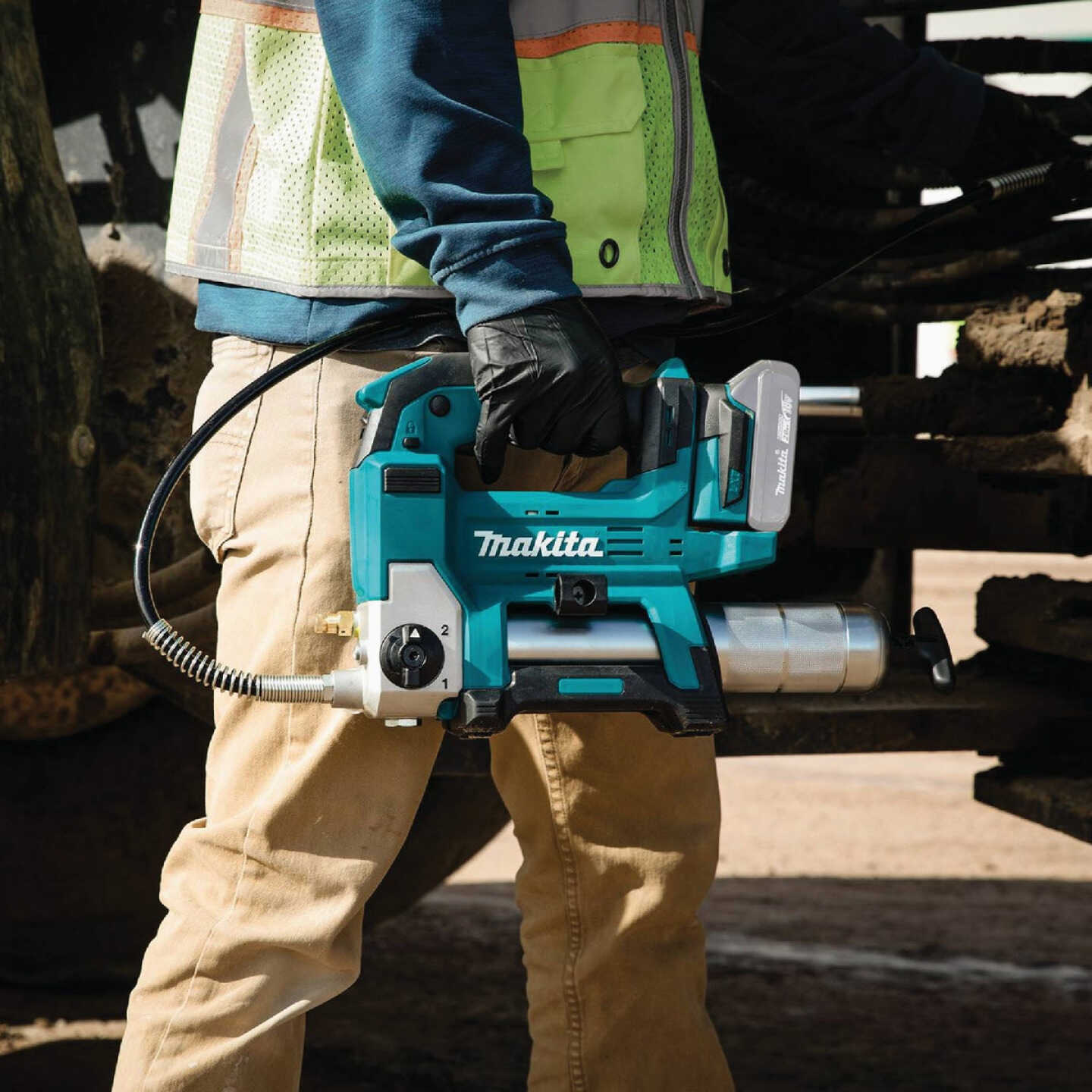 Makita 18V LXT Lithium-Ion Cordless Grease Gun (Tool Only) Image 4