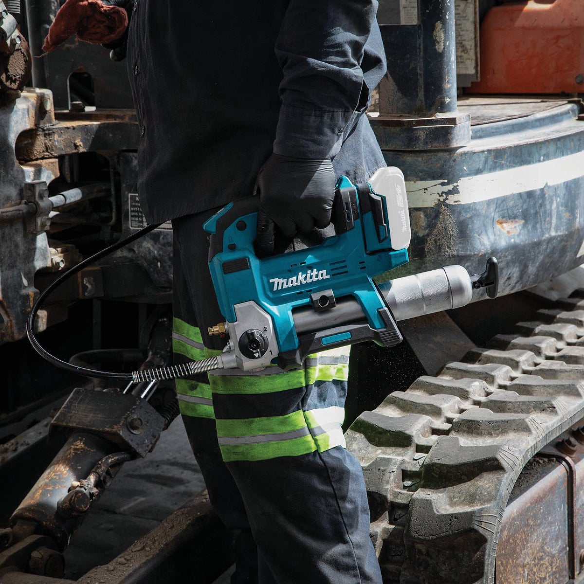 Makita 18V LXT Lithium-Ion Cordless Grease Gun (Tool Only) Image 5