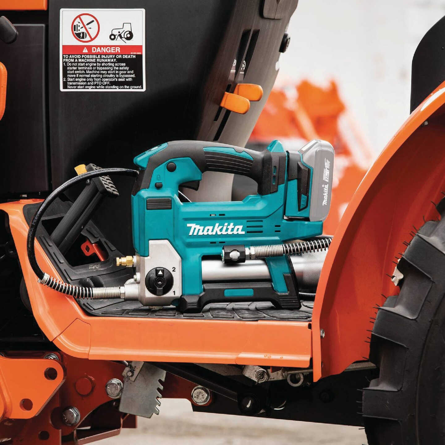 Makita 18V LXT Lithium-Ion Cordless Grease Gun (Tool Only) Image 12