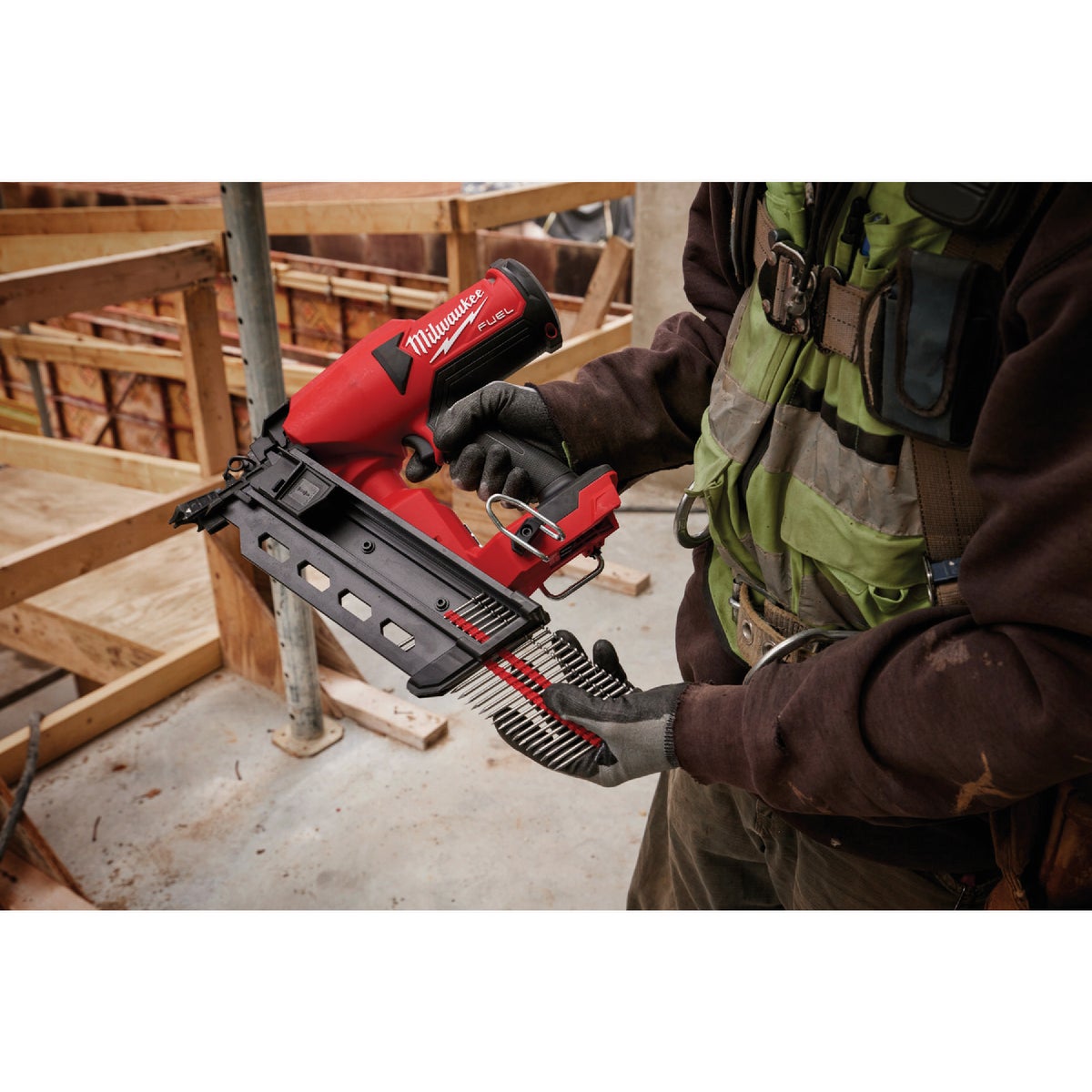 Milwaukee 2-1/4 In. x 0.131 In. Collated Duplex Framing Nails (2000 Ct.) Image 5