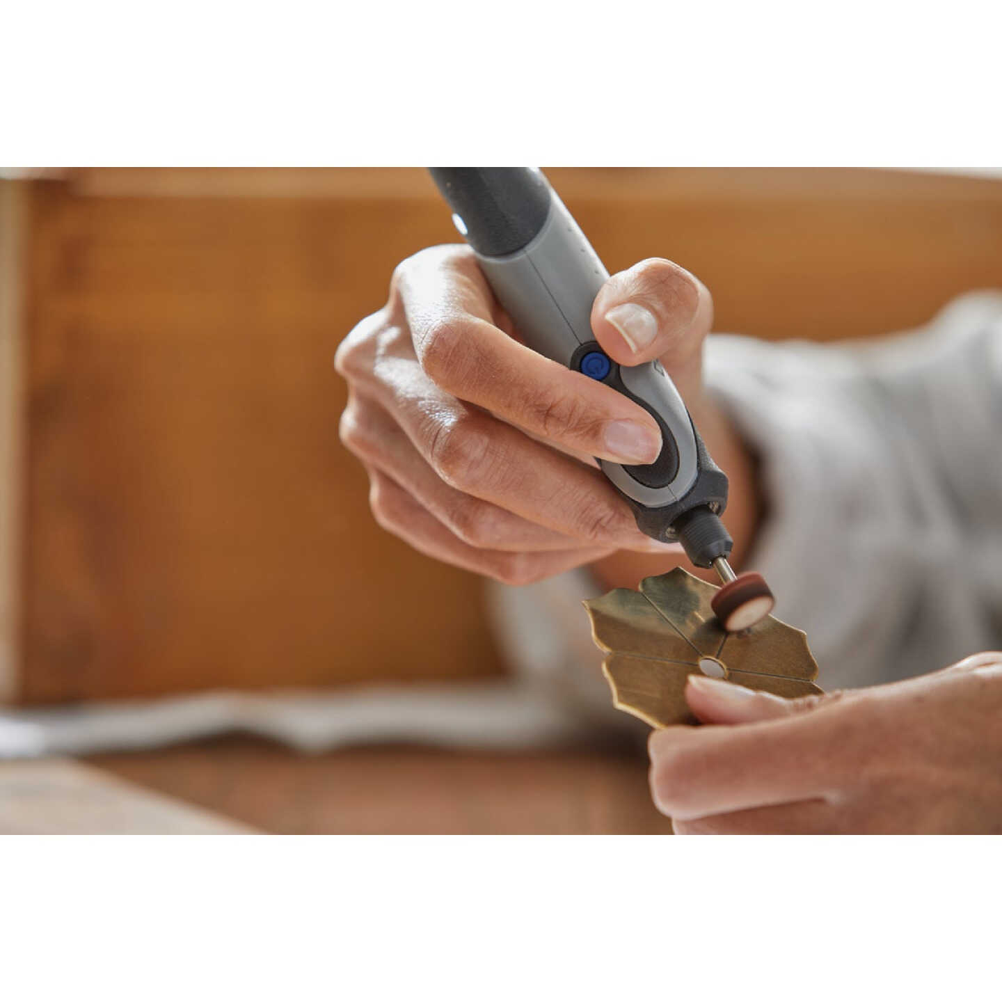 Emery 1/2 In. Felt Polishing Wheel Image 3