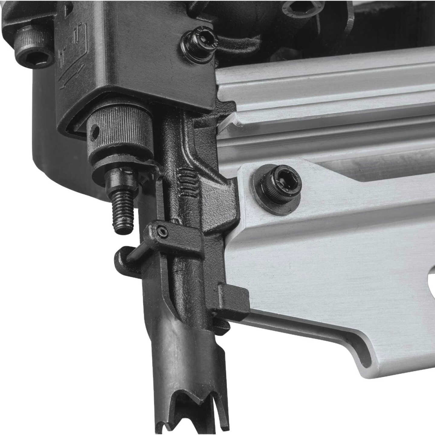Makita 21 Degree 3-1/2 In. Plastic Collated Framing Nailer Image 14