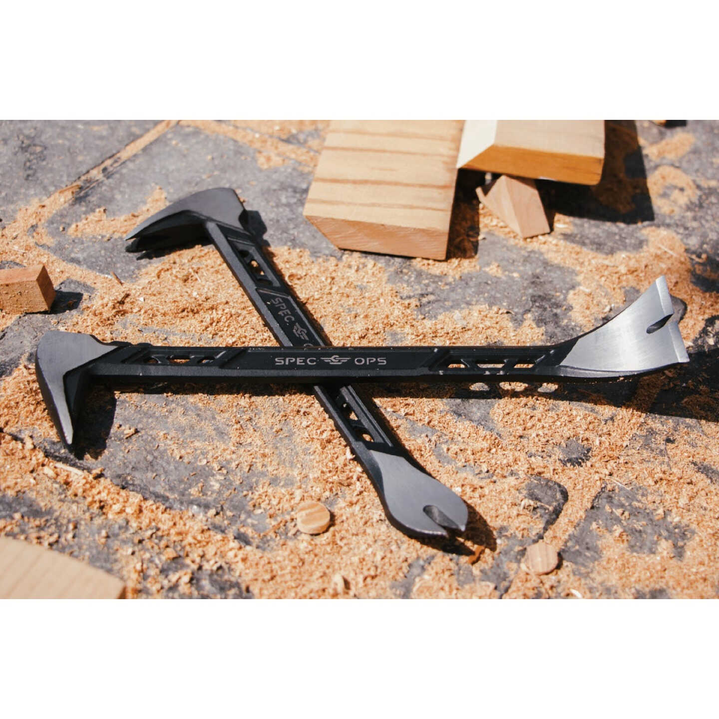 Spec Ops 10 In. High-Carbon Steel Nail Puller Cats Paw Pry Bar Image 2