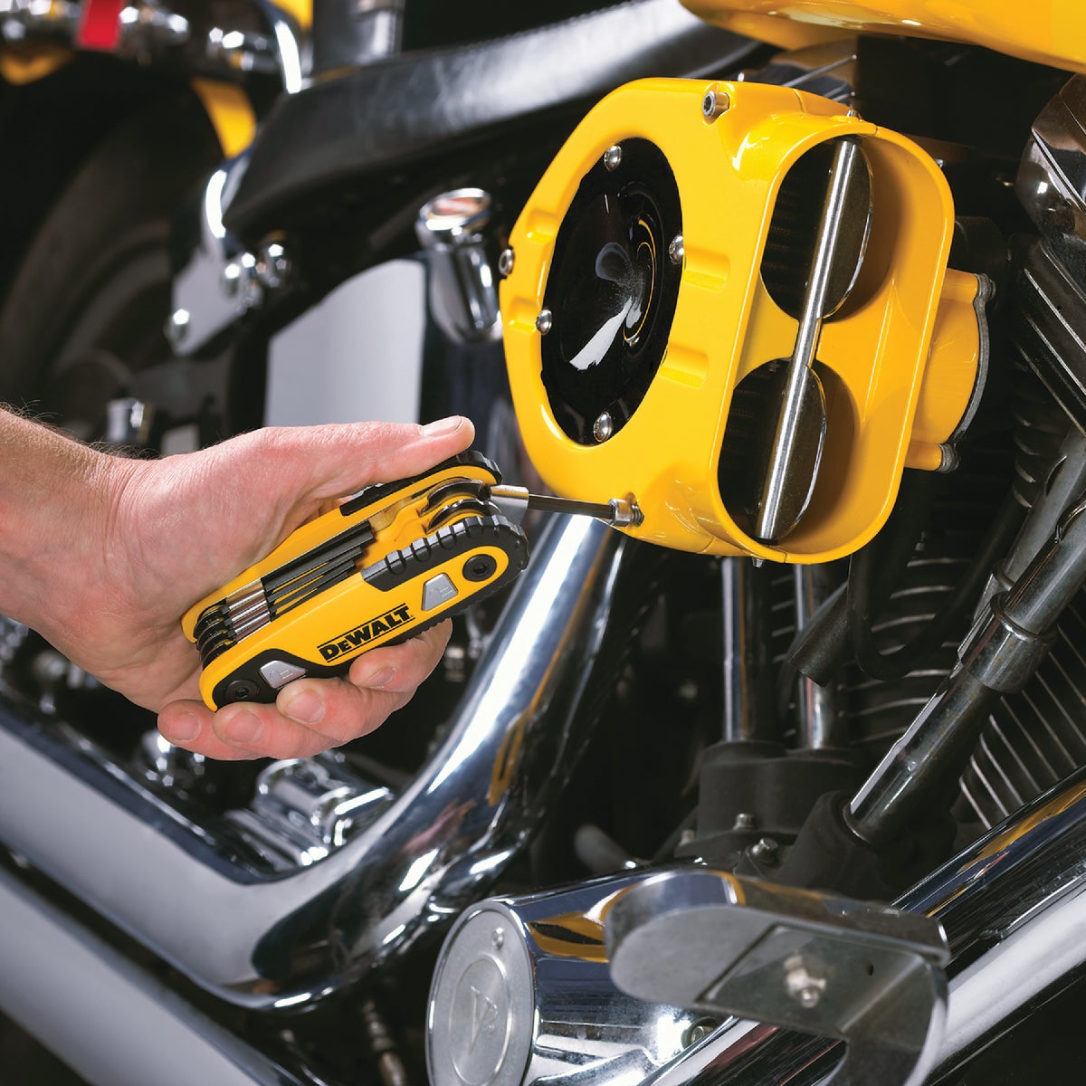 DEWALT SAE Folding and Locking Hex Key Set, 8-Piece Image 2