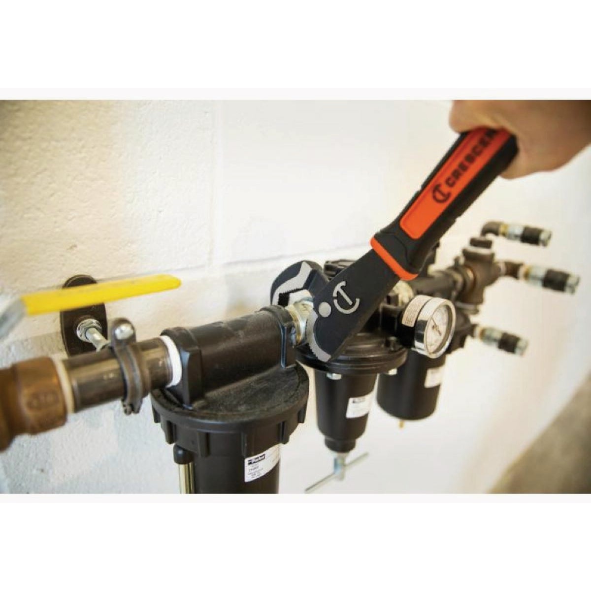 Crescent 12 In. Self-Adjusting Pipe Wrench Image 2