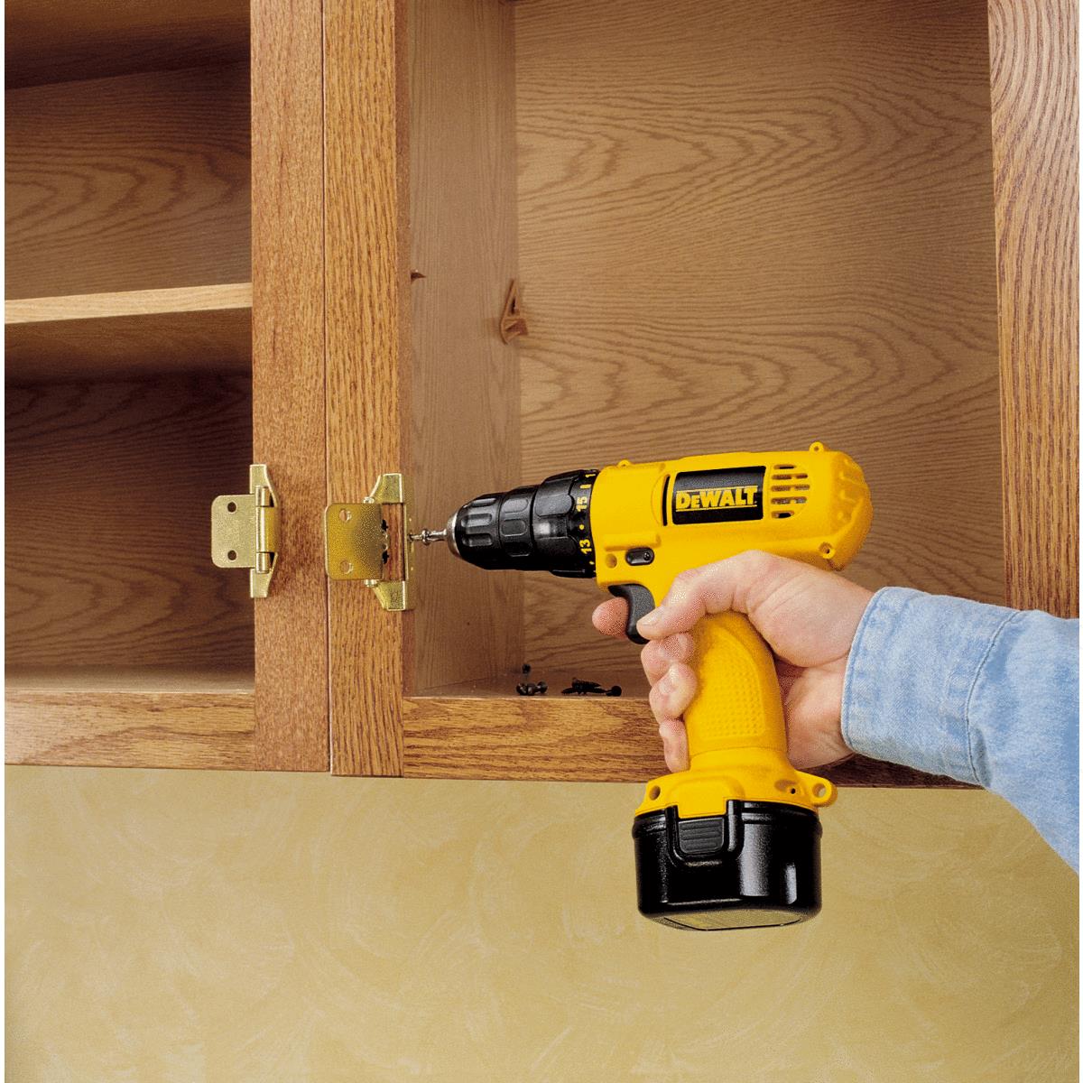 DeWalt 9.6 Volt Nickel-Cadmium 3/8 In. Cordless Drill Kit