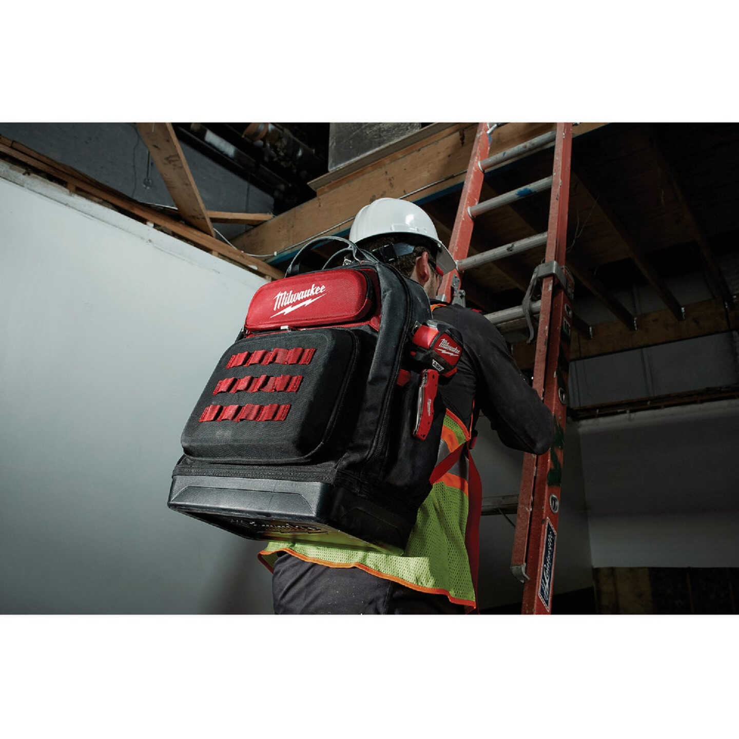 Milwaukee Ultimate Jobsite Backpack Image 5