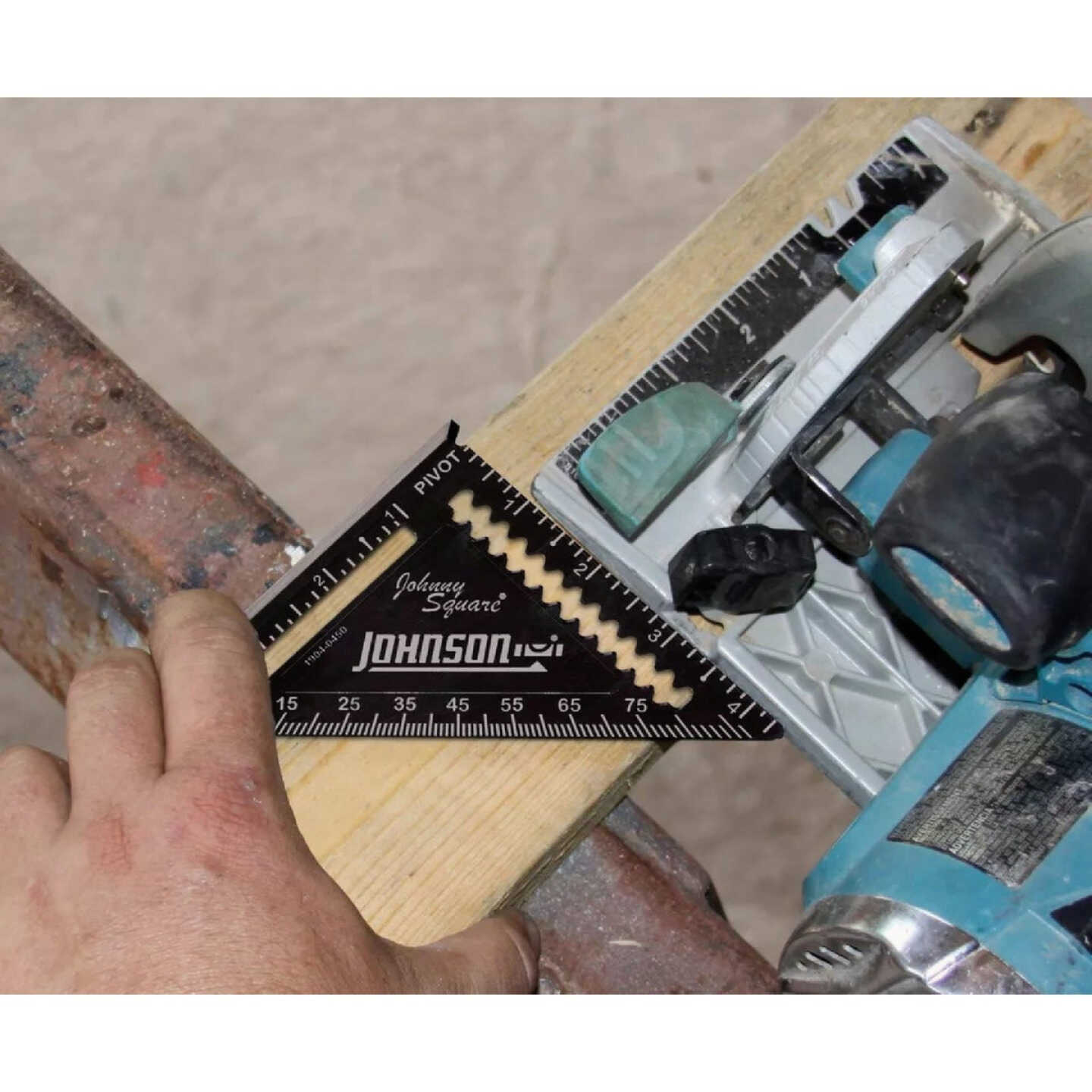 Johnson Level Johnny Square Easy-Read 4.5 In. Finish Square Image 3