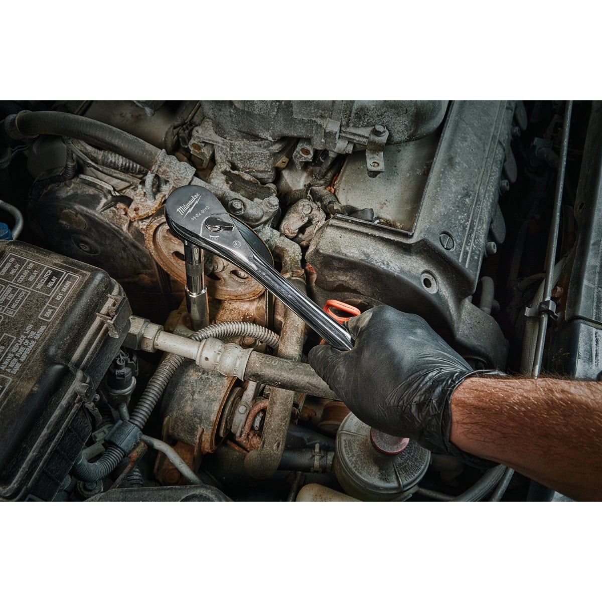 Milwaukee 3/8 In. Drive 90-Tooth Ratchet Image 5