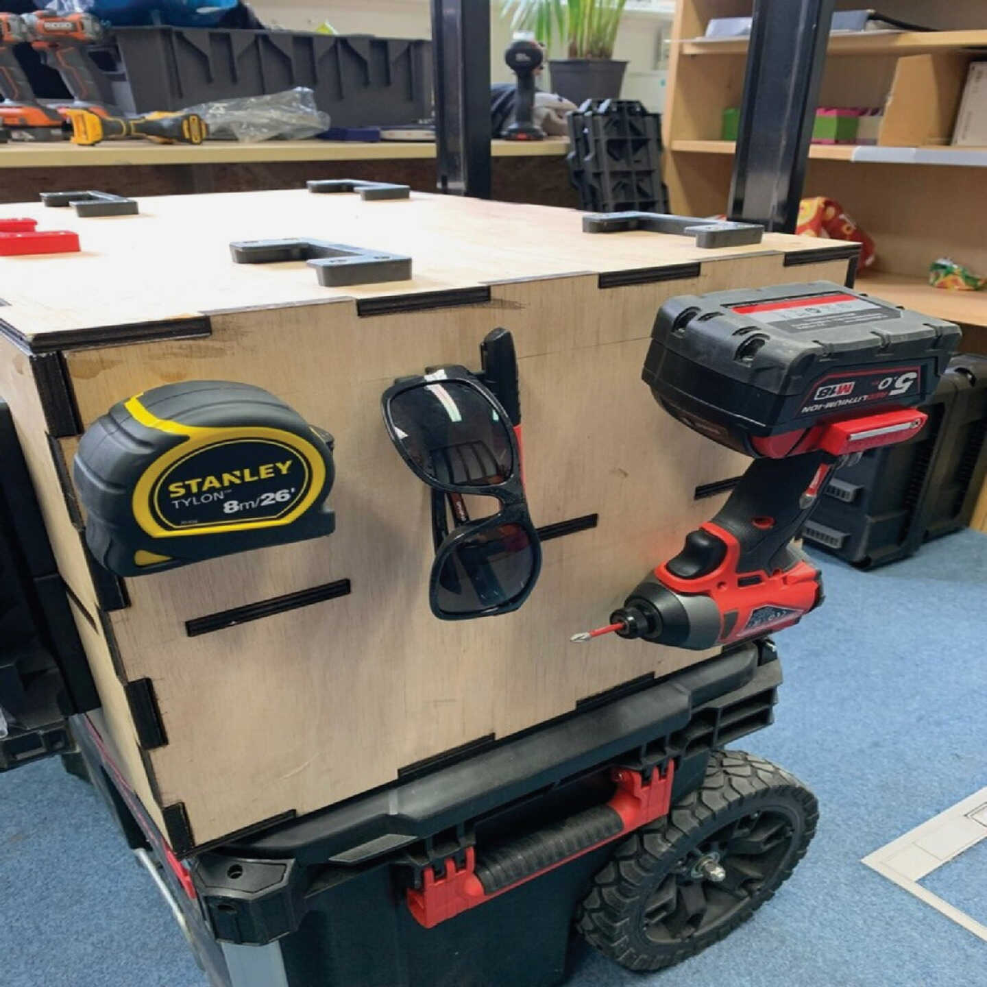 StealthMounts Bench Belts Universal Tool Hangers (6-Pack) Image 2