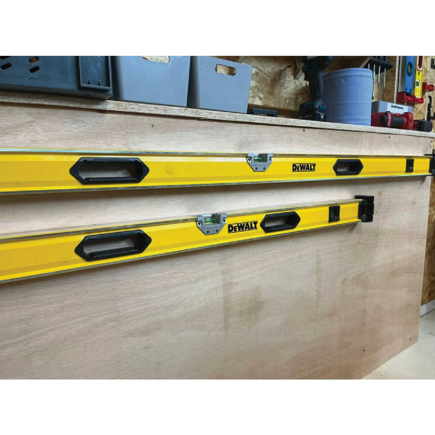 StealthMounts Universal Level Holders (2-Pack) Image 3