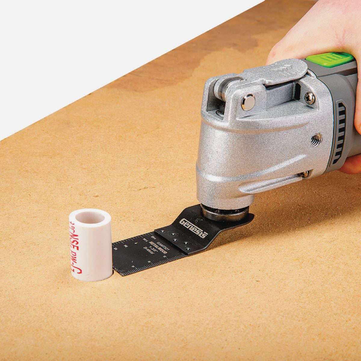Genesis 3.5 Amp Variable Speed Oscillating Multi-Tool Kit Image 3