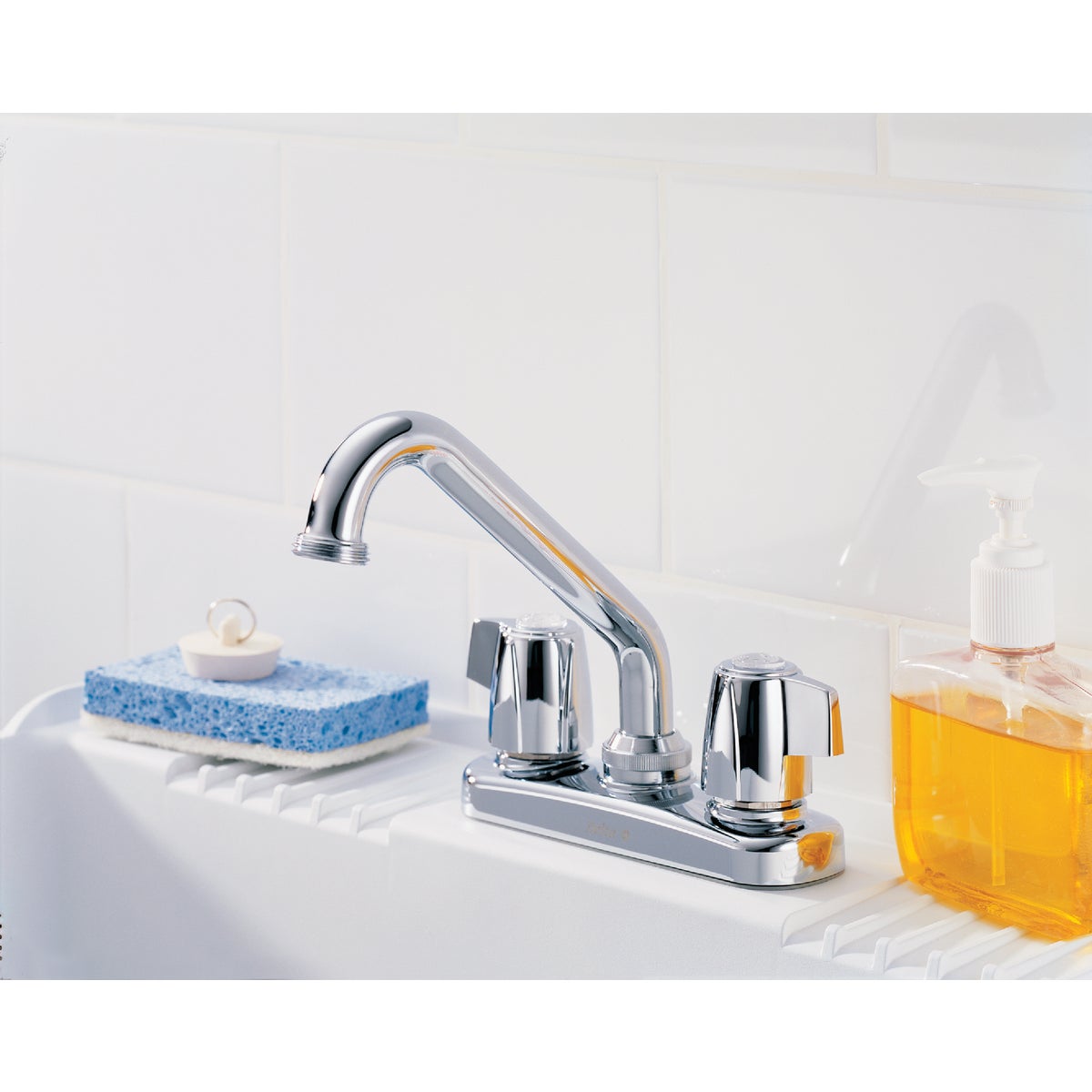 Delta 2-Handle Chrome Laundry Faucet Image 2