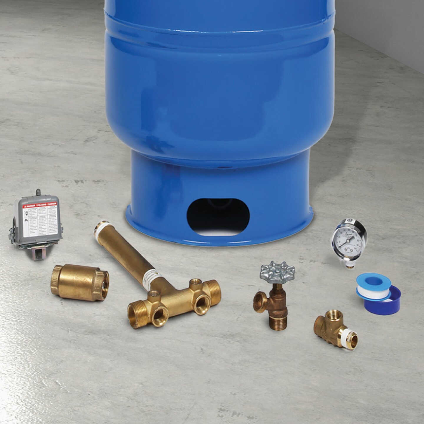 Water Worker 30 Gal. Vertical Pre-Charged Well Pressure Tank Image 4
