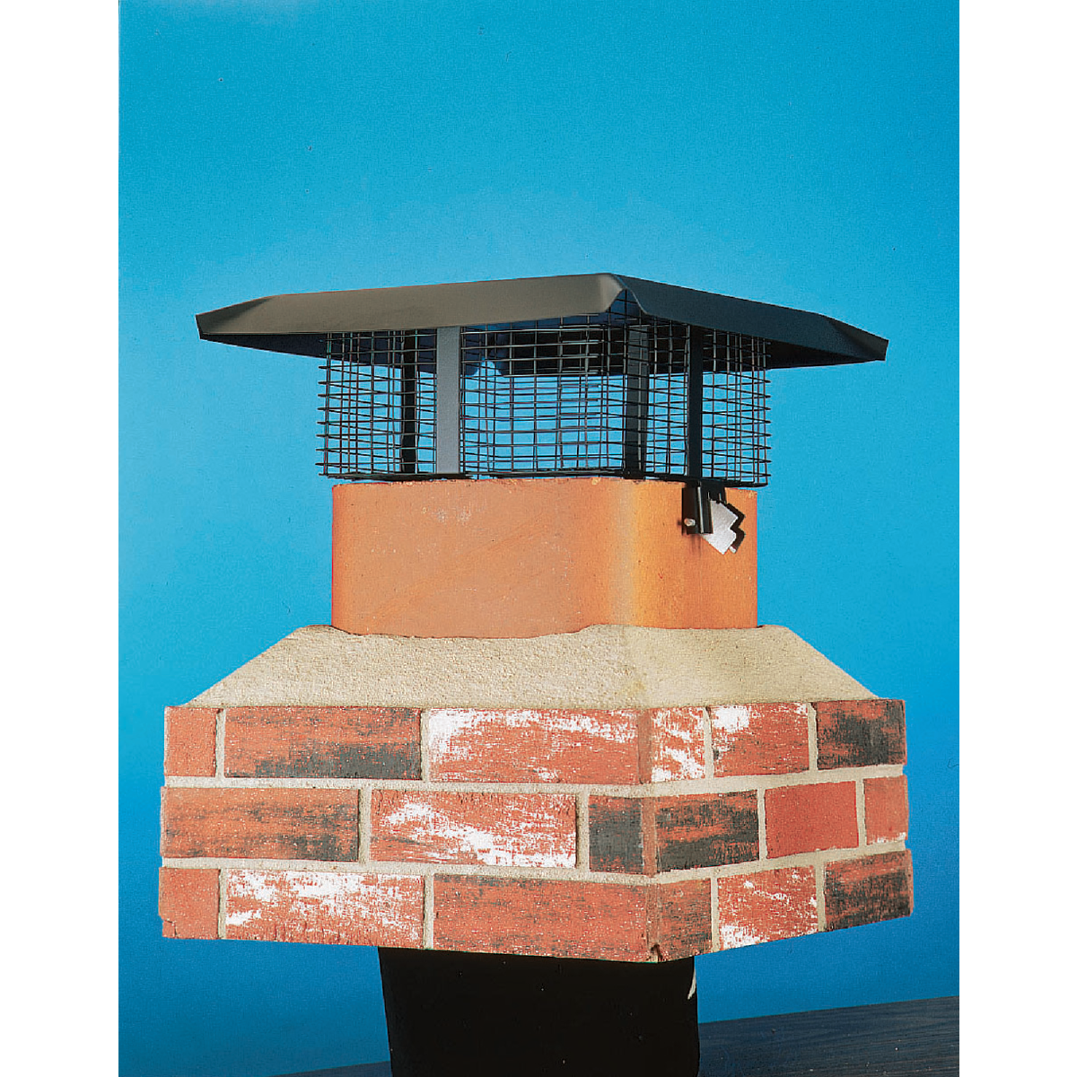 Shelter Adjustable Black Galvanized Steel Single Flue Chimney Cap Image 2