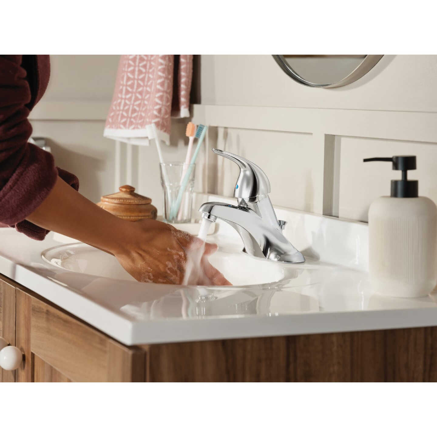 Moen Adler 1-Handle Lever Centerset Bathroom Faucet with Pop-Up, Chrome Image 3