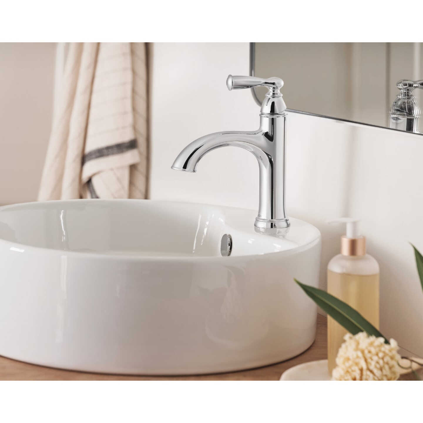 Moen Banbury 1-Handle Lever Centerset Bathroom Faucet, Chrome Image 2