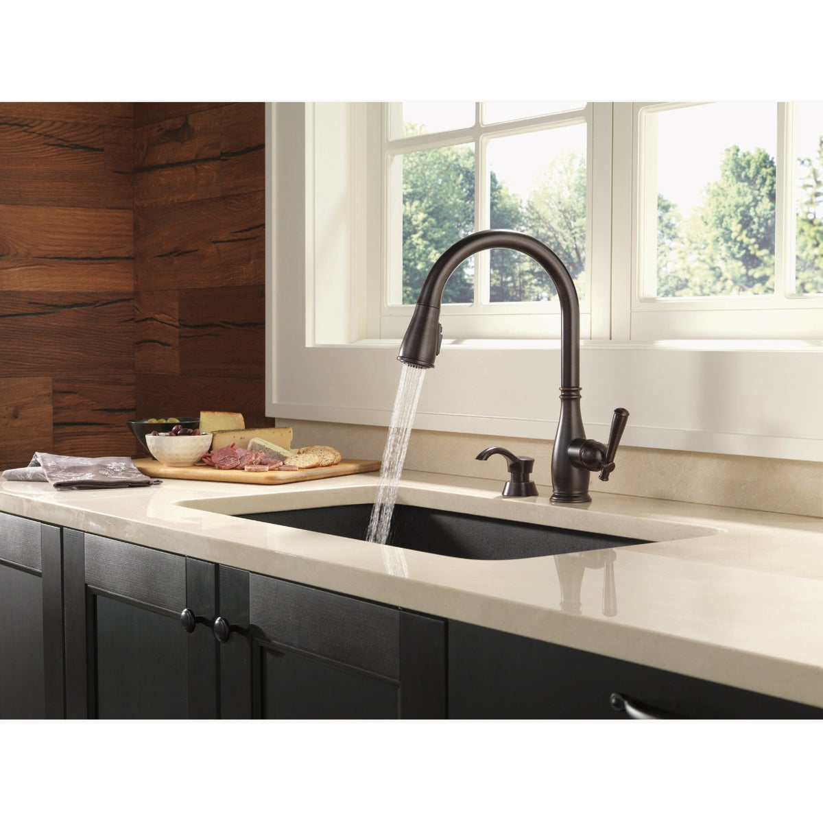 Delta Charmaine Venetian Bronze Single-Handle High-Arc Kitchen Faucet Image 2