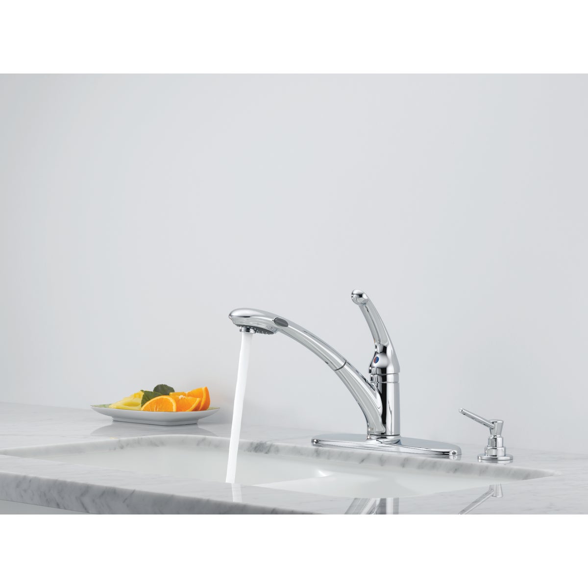 Delta Signature 1-Handle Lever Pull-Out Kitchen Faucet with Soap Dispenser, Chrome Image 3