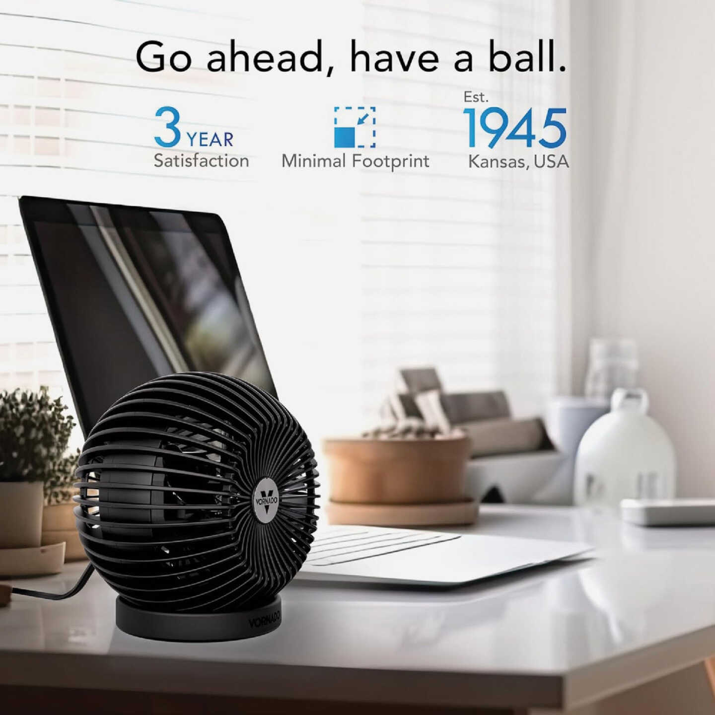 Vornado SPHERE 6 In. Personal Desktop Air Circulator Image 4
