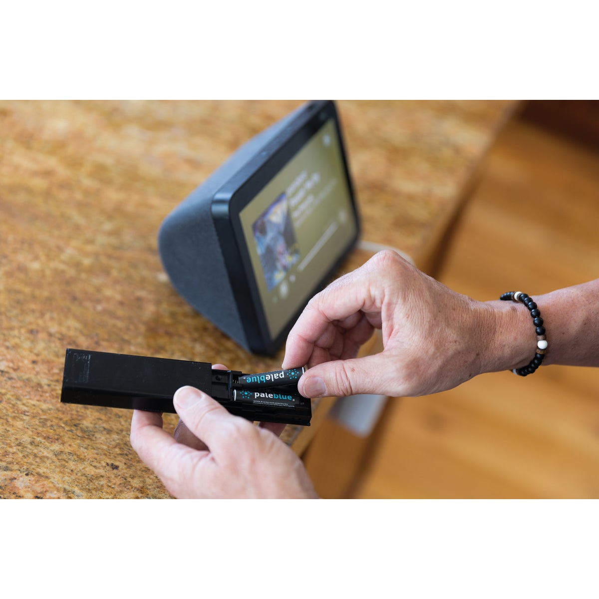 Paleblue AAA Lithium-Ion Rechargeable Battery (4-Pack) Image 3