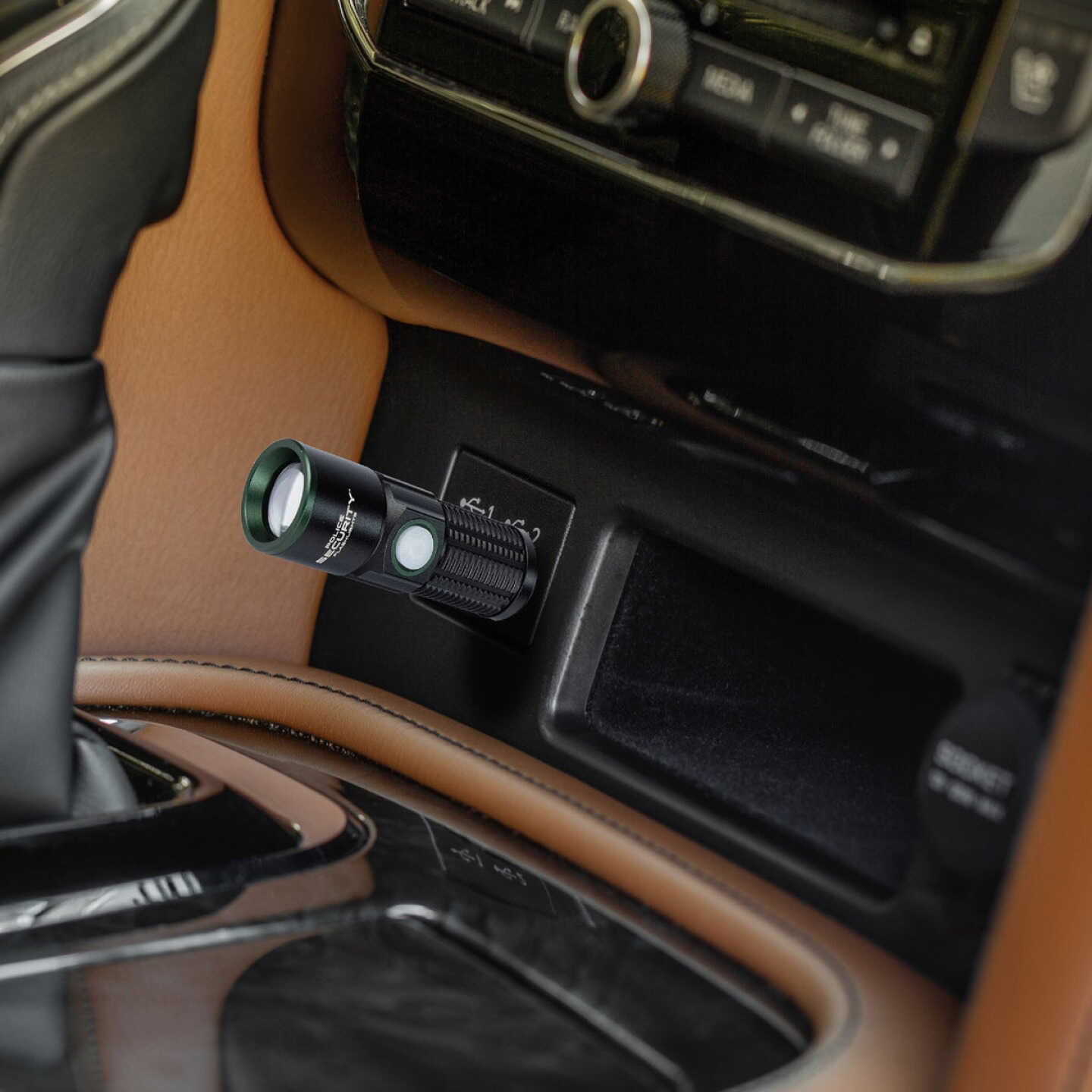 Police Security Elite 550 Lm. USB Rechargeable Car Flashlight Image 3