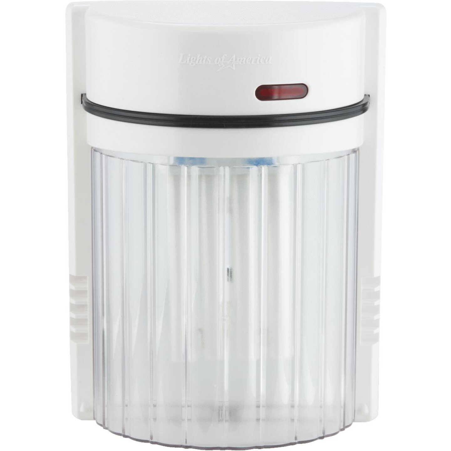 WHT FLUOR OUTDR FIXTURE Image 1